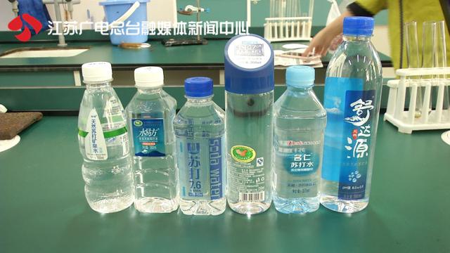 苏打水怎么喝？深度解析苏打水的饮用方法、益处与风险